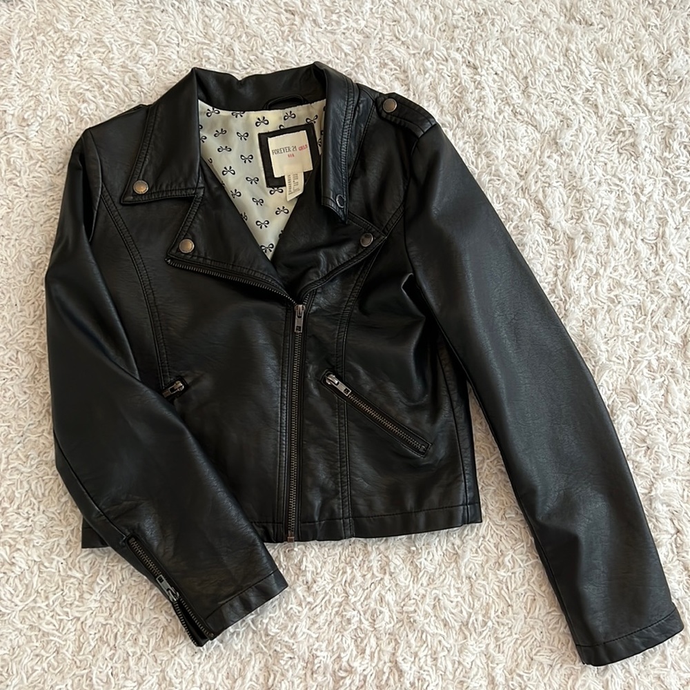 Girls black size 11/12 forever 21 faux leather jacket.